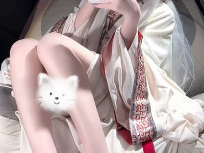 师父仙逝，留给我一个他的萝莉女儿和宗门