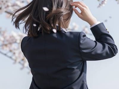 不是？哥们，有没有可能我是女的呢？
