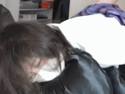 送我风信子项链的兄控妹妹