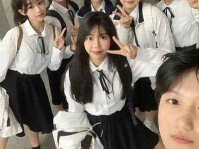 春潮暗涌